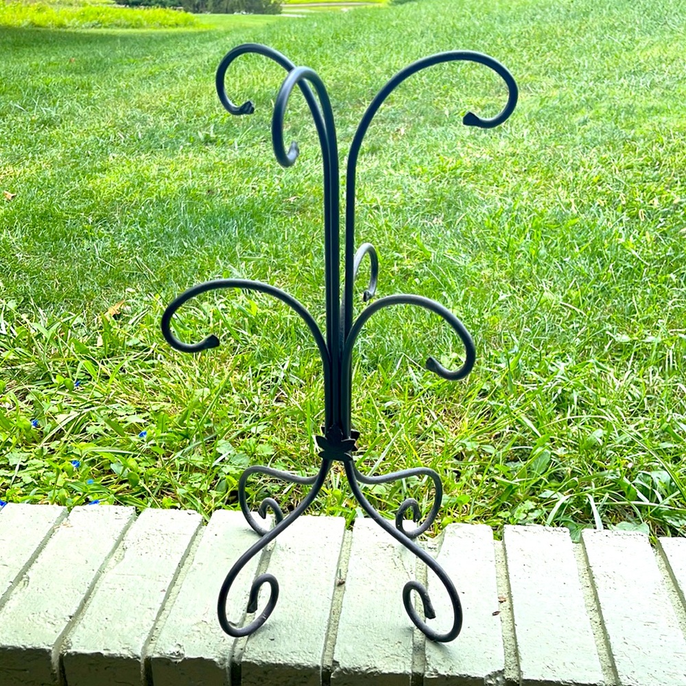 Longaberger mug rack